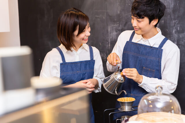 両想いのカフェ店員