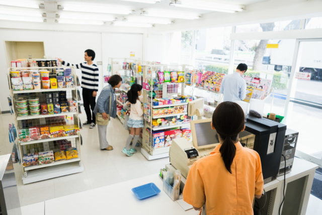 高校生の短期バイトおすすめはコンビニ派遣！都合の良い時間で賢く稼ごう！